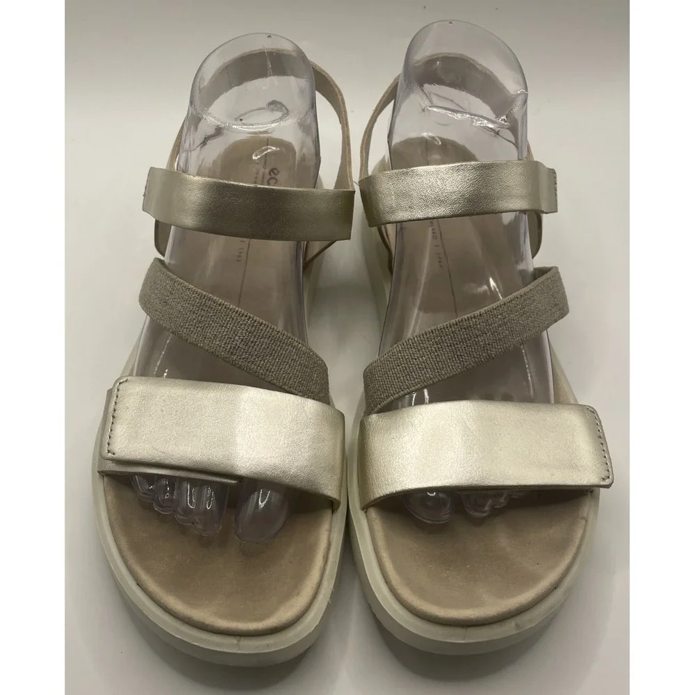 ECCO Z5741 Flowt Women's Metallic Gold Leather Flat Sandal Size 40‎  9-9.5